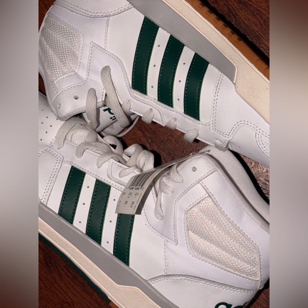 Adidas - Picture 3 of 13